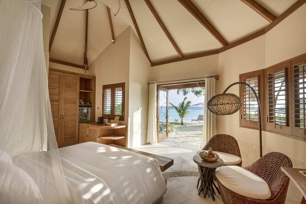 Drift Thelu Veliga Retreat Room Type - Beach Villa