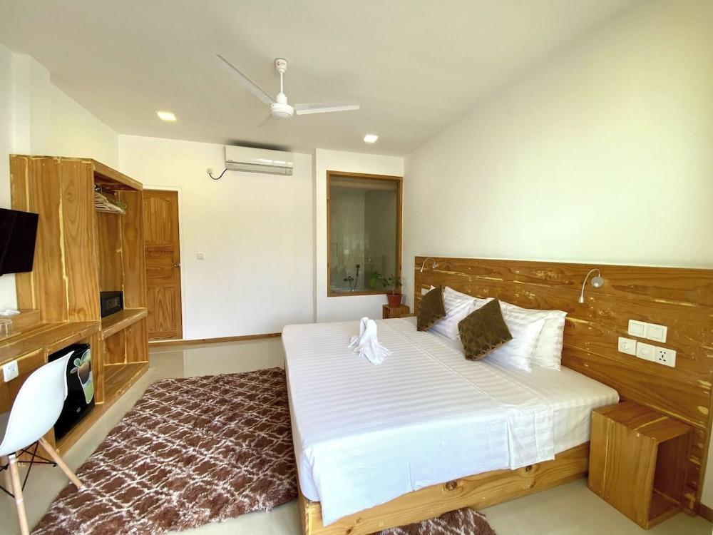 Alaika Maafushi Room Type - Luxury Double Room, 1 King Bed