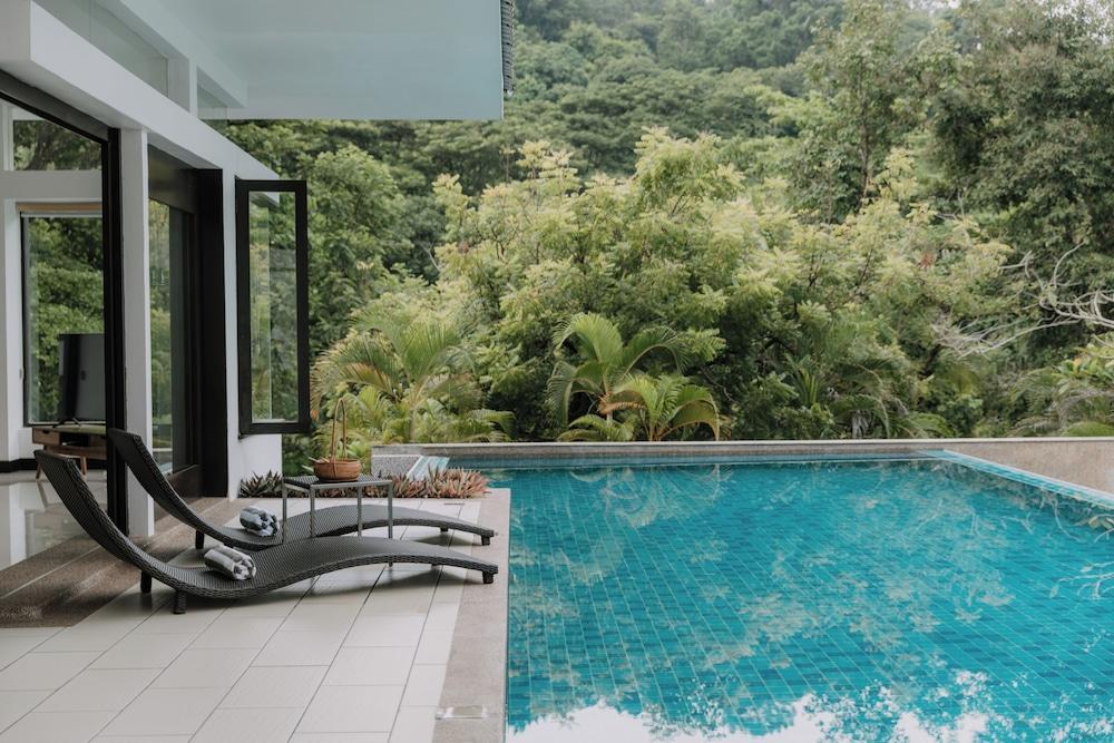 Villa 4 Luxury Private Pool Villa