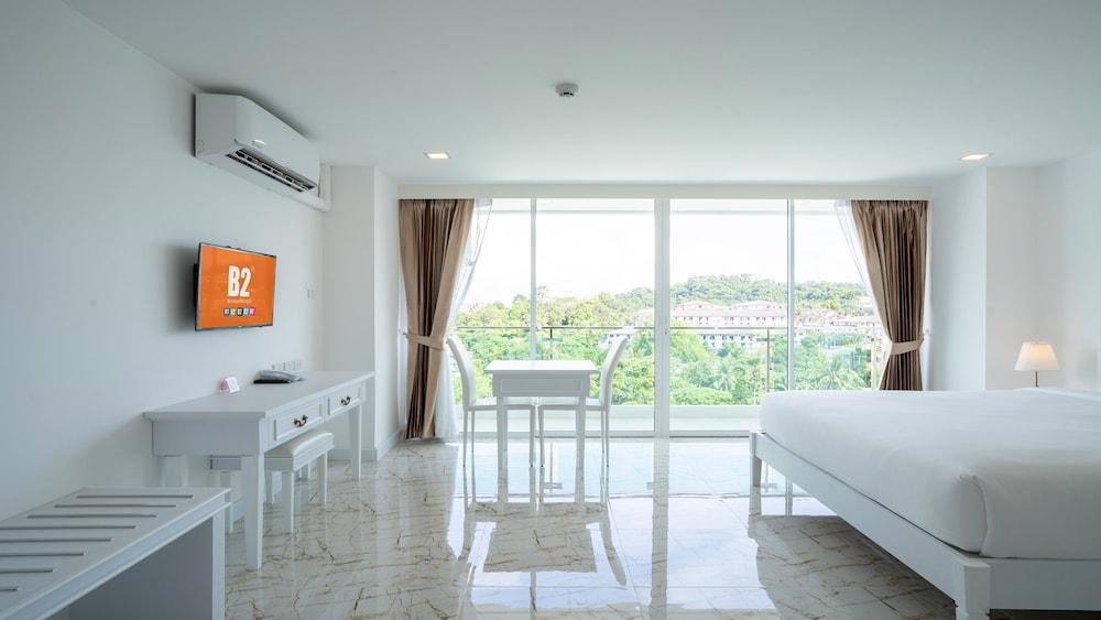 B2 Phuket Premier Hotel - Tap to explore photos