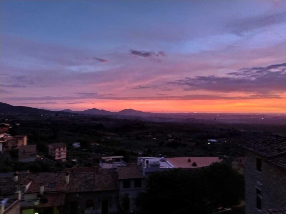 La Mora Exclusive a Moricone - Tap to explore photos