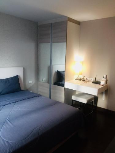 Livat5r1042