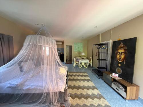 Rustic apartment at YaNui beach