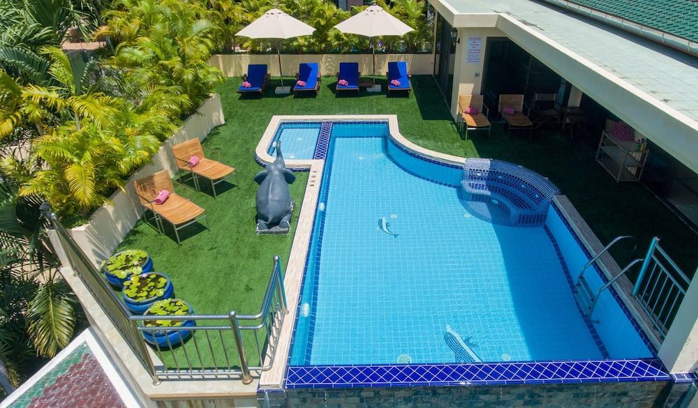Luxury Four Bed Villa Jasmine, Infinity Pool, Full Staff , Chef and Breakfasts Room Type - Villa, 4 Bedrooms, Accessible, Private Pool Luxury Four Bed Villa Jasmine, Infinity Pool, Full Staff , Chef and Breakfasts Room Type - Villa, 4 Bedrooms, Accessible, Private Pool