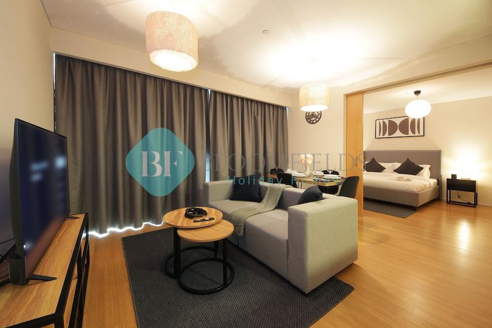 Relaxing Condo in Al Raha Beach - Tap to explore photos