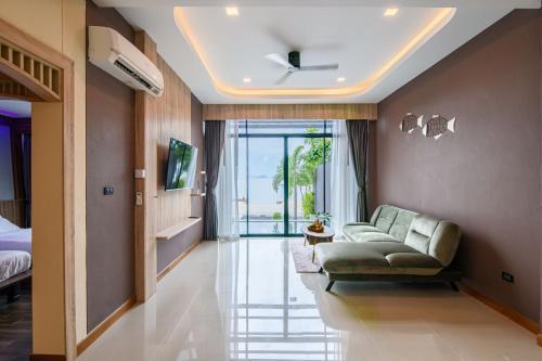 Mangrovebay Krabi Beachfront Pool Villa - Tap to explore photos