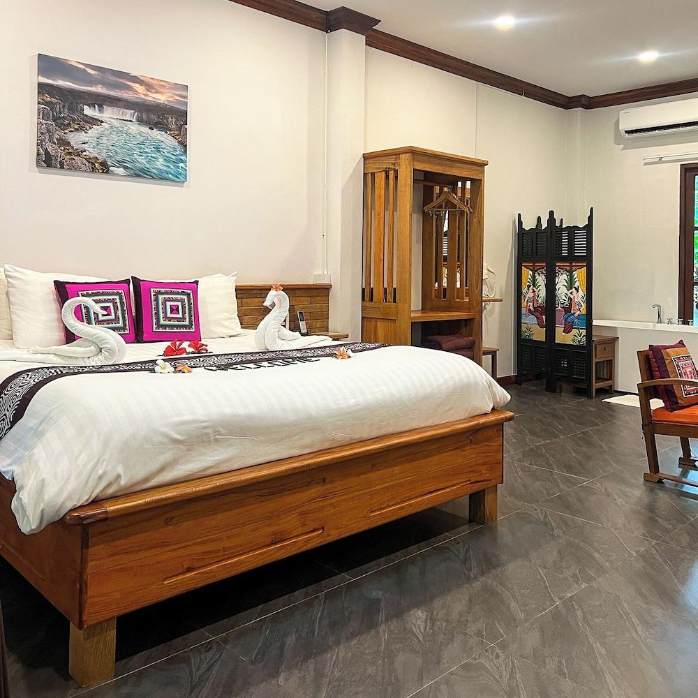 Cascade Tara Room Type - Deluxe Double Room
