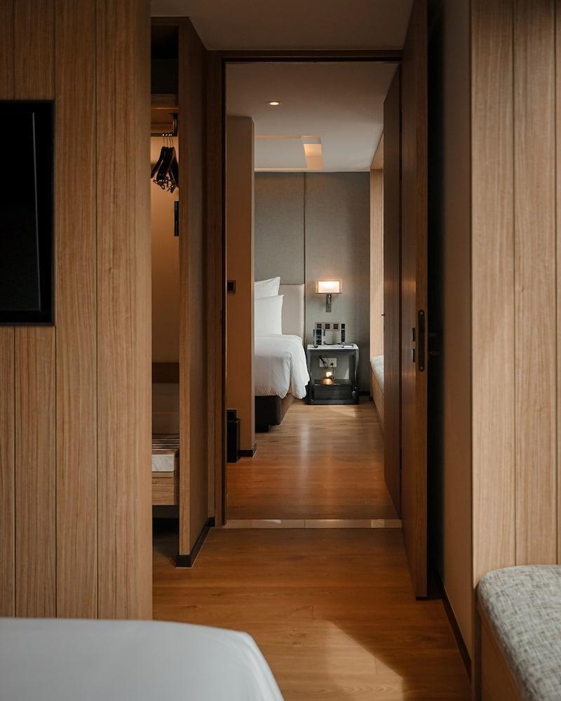 HOMM Sukhumvit34 Bangkok Room Type - Family Connecting Room