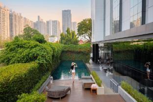 HOMM Sukhumvit34 Bangkok - Tap to explore photos
