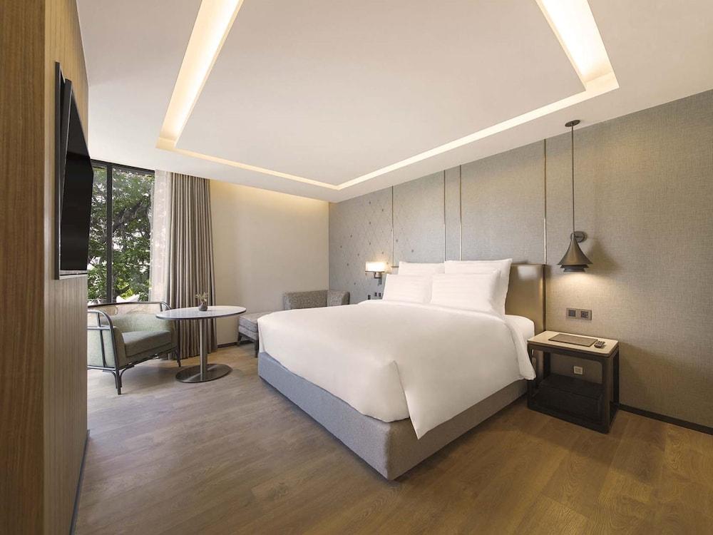 HOMM Sukhumvit34 Bangkok Room Type - Deluxe Room