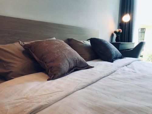 CBD Asoke/Nana/Ploenchit +2 mins to Terminal 21