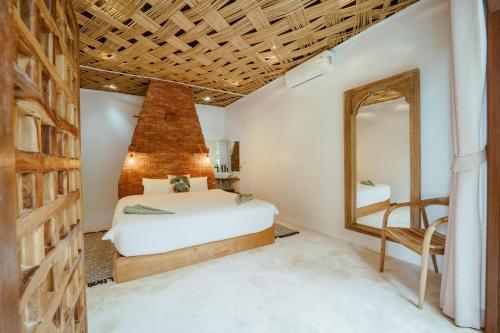 ALOE Ecological Beach & Jungle Villas - Tap to explore photos