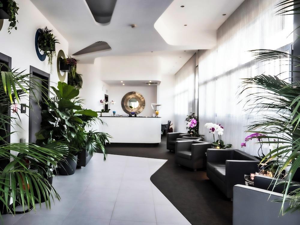 LOTO BUSINESS HOTEL