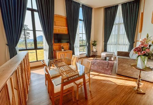 Grand Lord Hotel & Residence - Pattaya Room Type - Presidential Suite