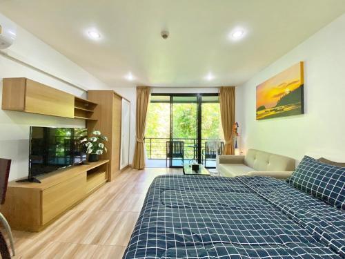 Patong - The Unity Seaview & Mountain Residence - Tap to explore photos