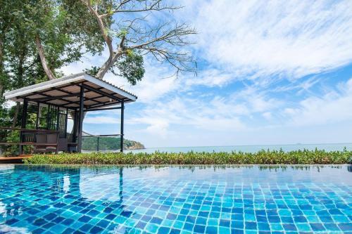Koh Sirey Beachfront Pool Villa - 2 Bedrooms House Room Type - Two-Bedroom Villa