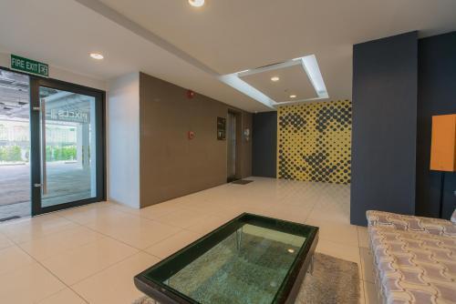 Pixel-Modern 1-BR Apartment with Pool View in Cape Panwa - Tap to explore photos