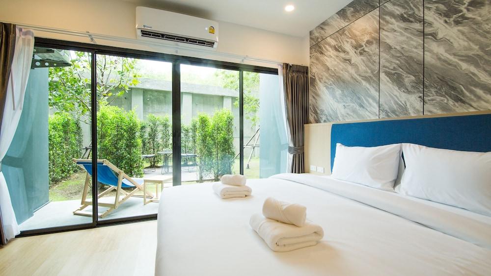 B2 Krabi Ao Nang Premier Resort - Tap to explore photos