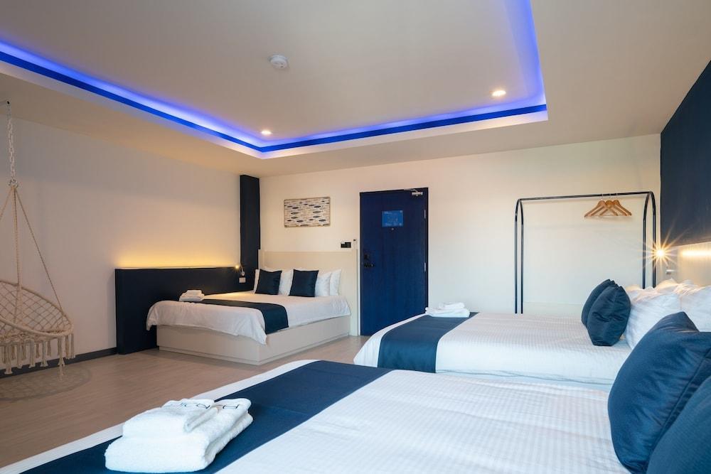 Akira Pattaya Room Type - Family Room