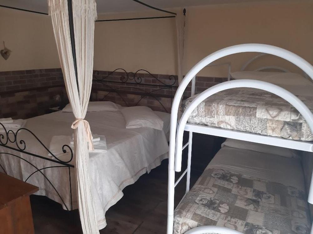 Il Girasole Room Type - Quadruple Room