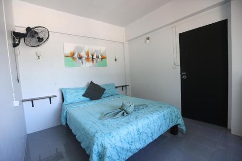 Funky Crab The River Room Type - Double Room with Sea View and Air Conditioning