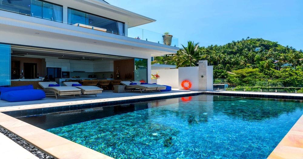 BLUE BUTTERFLY Luxury Pool Villa Koh Samui - Tap to explore photos