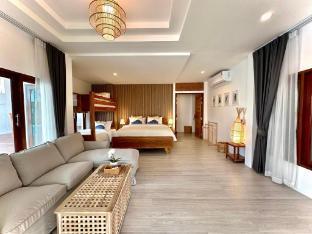 Baan Phuvara Retreat - Romantic Jacuzzi Mountain View Villas - Tap to explore photos