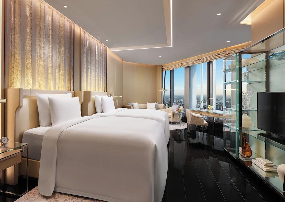 J Hotel, Shanghai Tower Room Type - Twin Room (Stateroom)