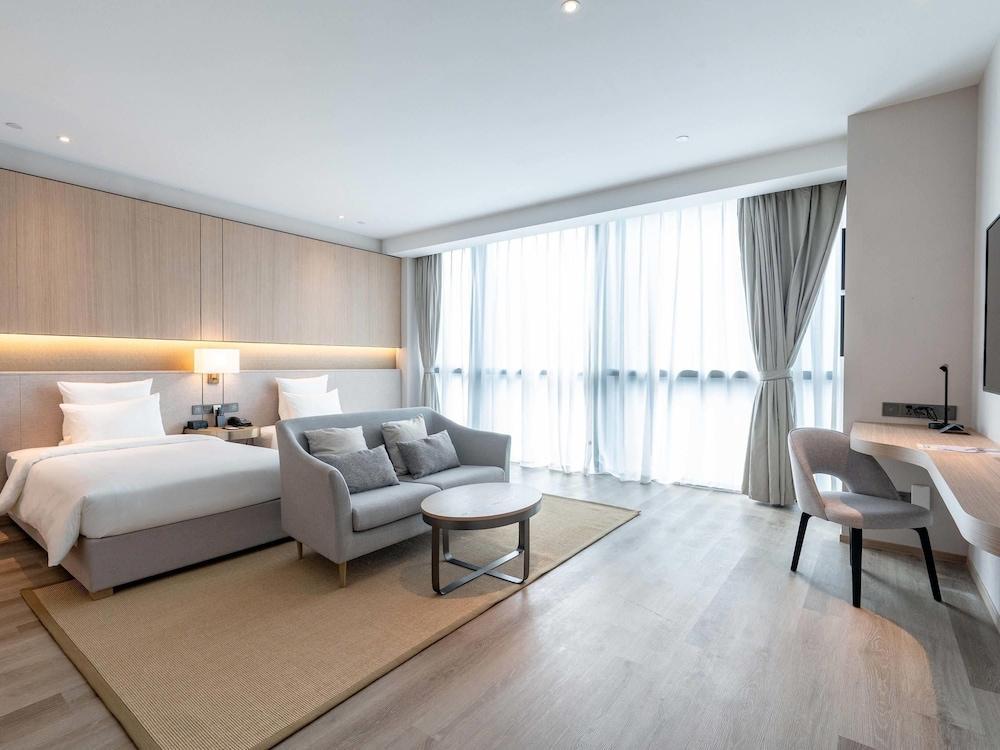 Novotel Shanghai Qingpu Excellence Room Type - Superior Room, 2 Twin Beds