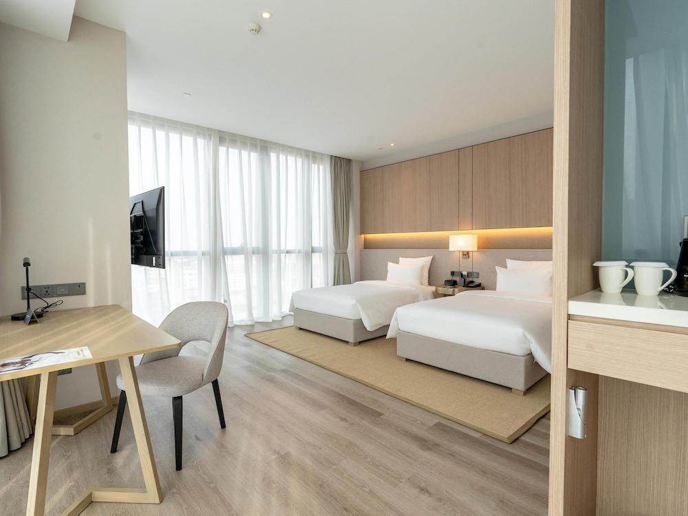 Novotel Shanghai Qingpu Excellence Room Type - Deluxe Room, 2 Twin Beds