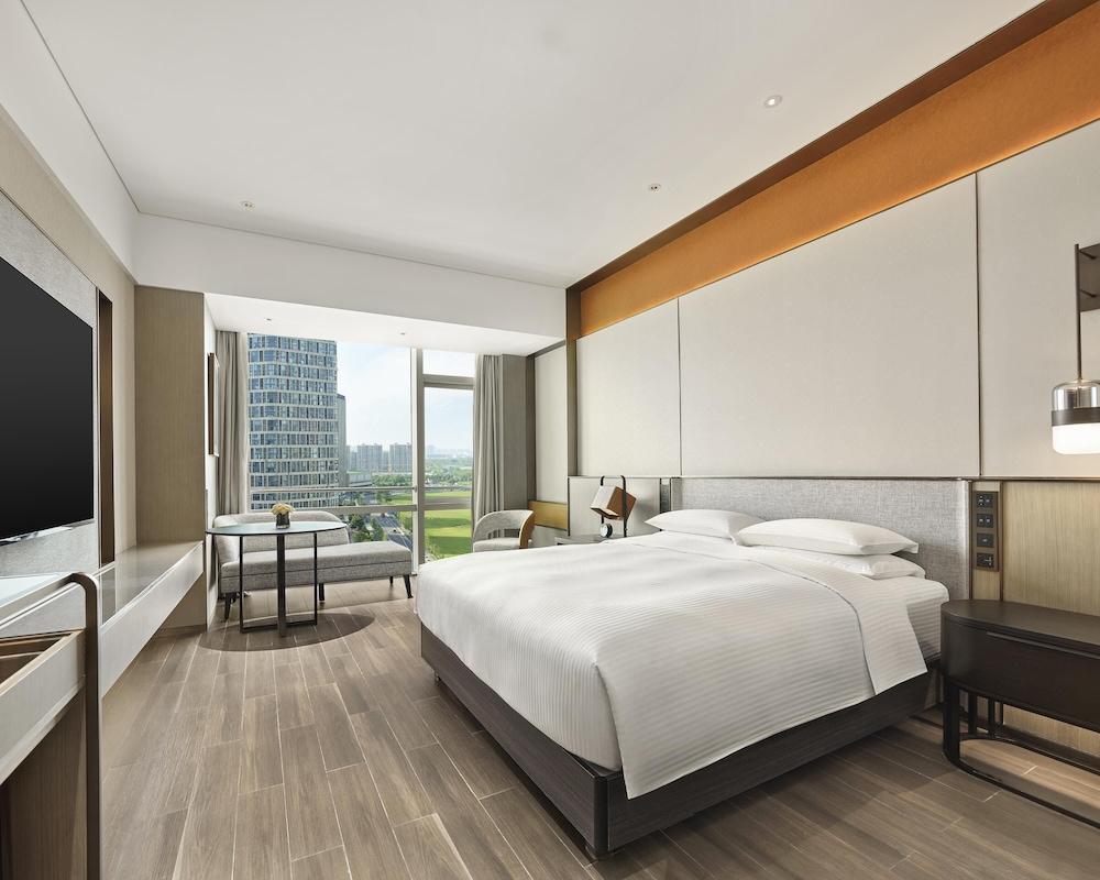 Hyatt Regency Shanghai Songjiang - Tap to explore photos