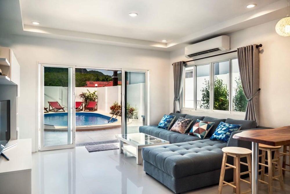 Aonang Symphony 3 Bedrooms Private Pool Villas - Tap to explore photos