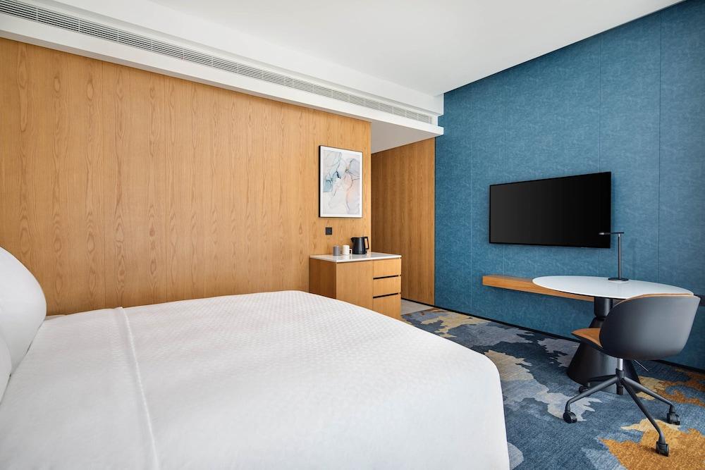 Four Points by Sheraton Shanghai Jiading Room Type - Standard Room, 1 King Bed
