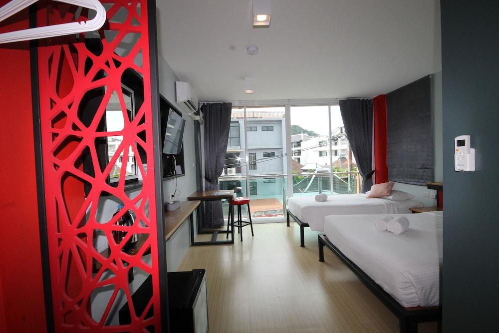 Red Roof In Hotel Ao Nang Beach - Tap to explore photos