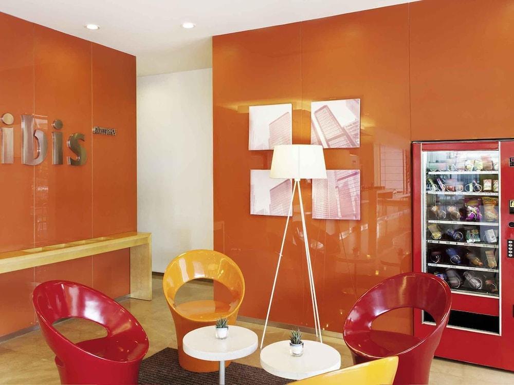 ibis Shanghai Chengshan Road Hotel