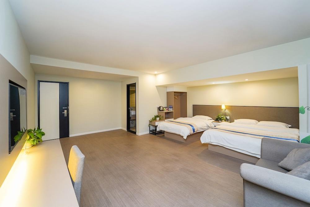 Shanghai Dihang Business Travel Hotel - Shanghai Pudong International Airport - Tap to explore photos