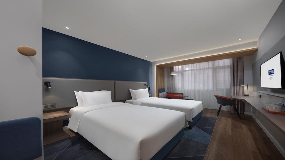 Holiday Inn Express SHANGHAI QINGPU MODULI Room Type - 2 Twin Standard