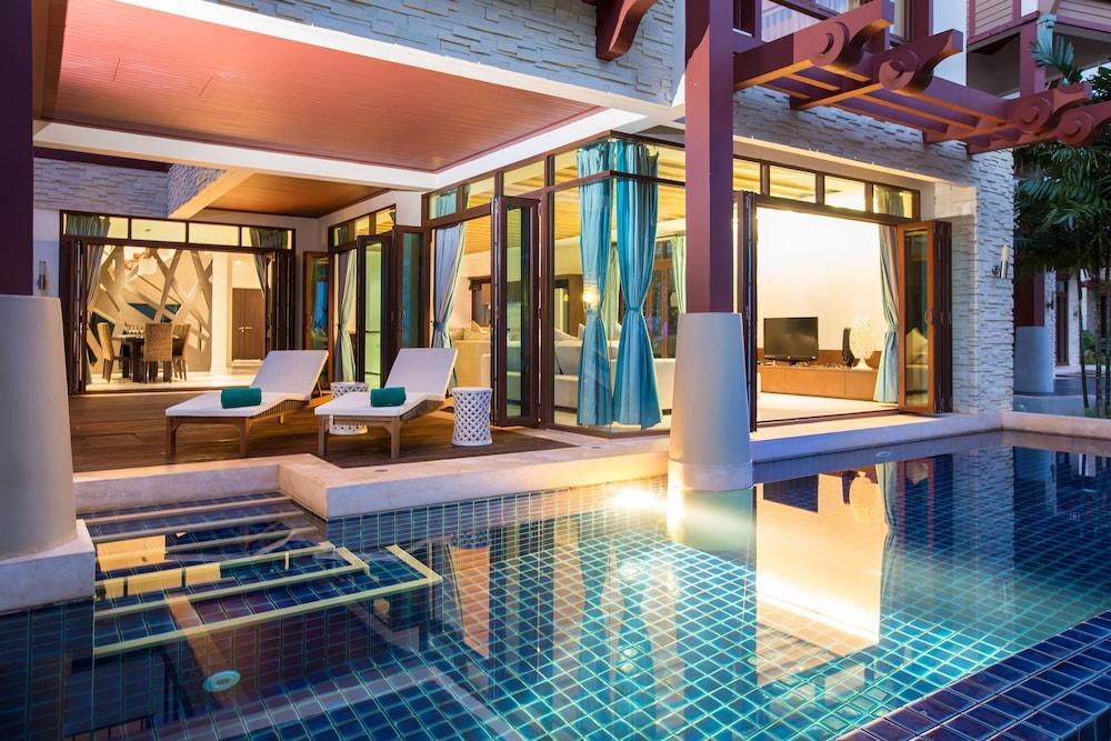 Amatapura Beach Villa 14 - Tap to explore photos
