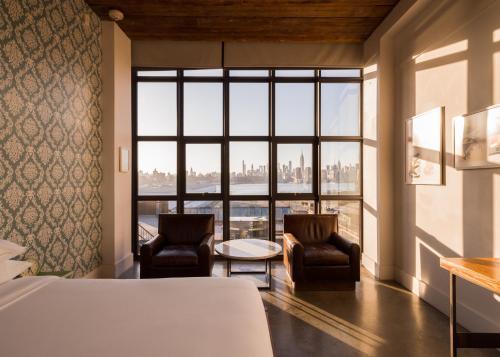 Wythe Hotel Room Type - Manhattan View King Room
