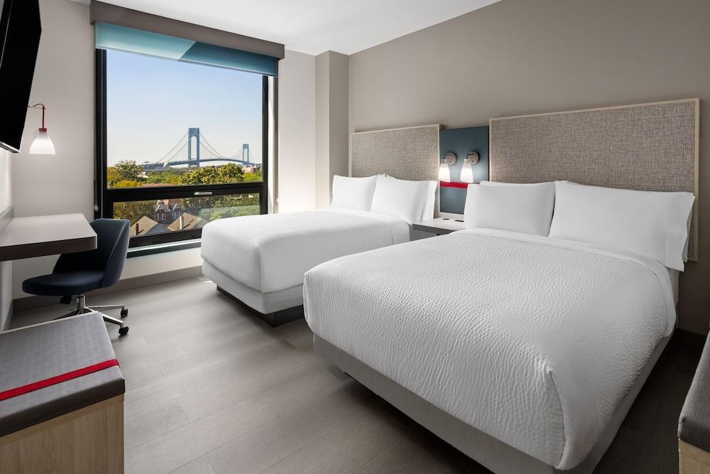 avid hotel Brooklyn Dyker Heights by IHG Room Type - Room, 2 Double Beds, Roll-in Shower (Communications, Mobility) avid hotel Brooklyn Dyker Heights by IHG Room Type - Room, 2 Double Beds, Roll-in Shower (Communications, Mobility)