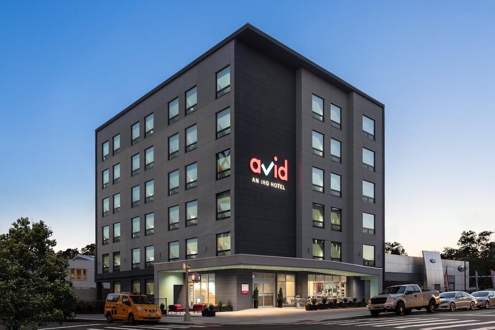 avid hotel Brooklyn Dyker Heights by IHG - Tap to explore photos