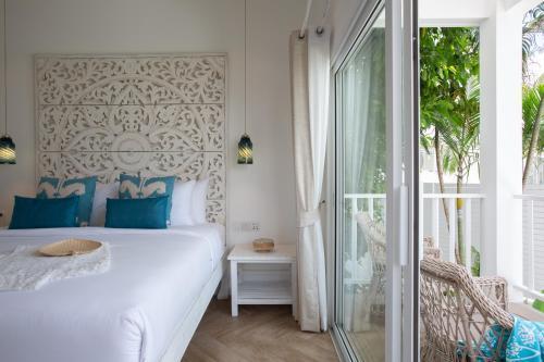 Tembo Beach Club & Resort - Tap to explore photos