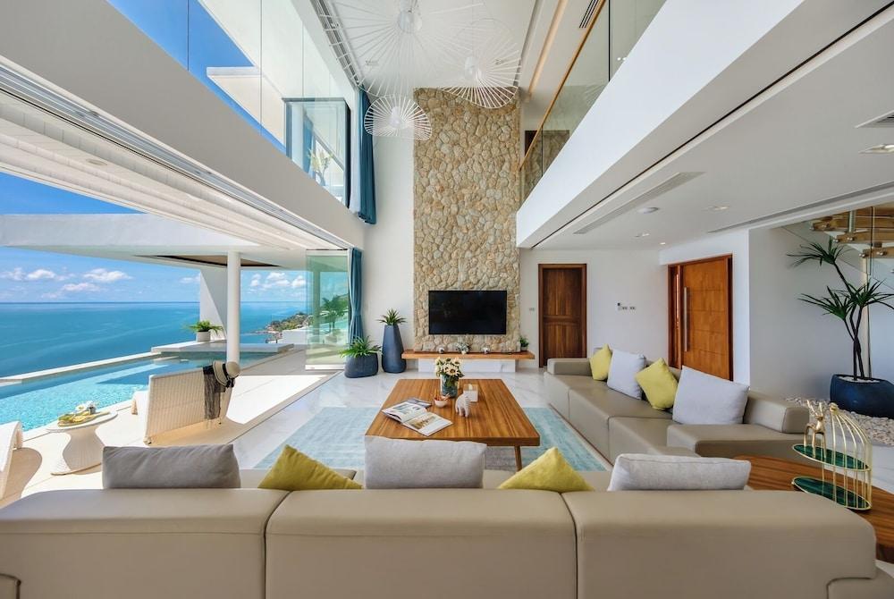 Villa The Wave 2 Residence Room Type - Deluxe Villa, 4 Bedrooms, Sea View, Sea Facing