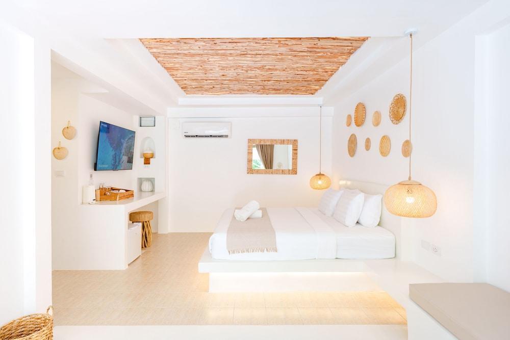 Elephant Beach Club & Resort Samui Room Type - Luxury Bungalow