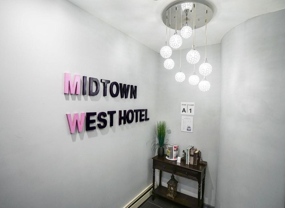 Midtown West Hotel