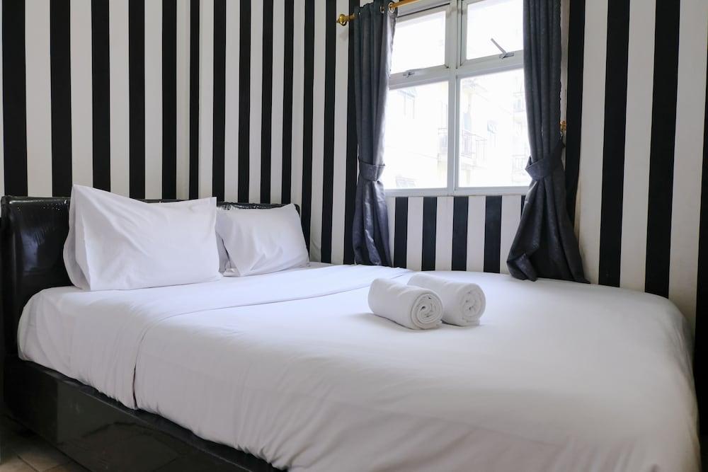 Good Deal 2Br At 16Th Floor Suites @Metro Apartment - Tap to explore photos