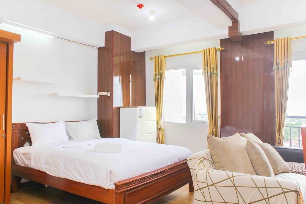 Nice And Comfort Studio At Sunter Park View Apartment