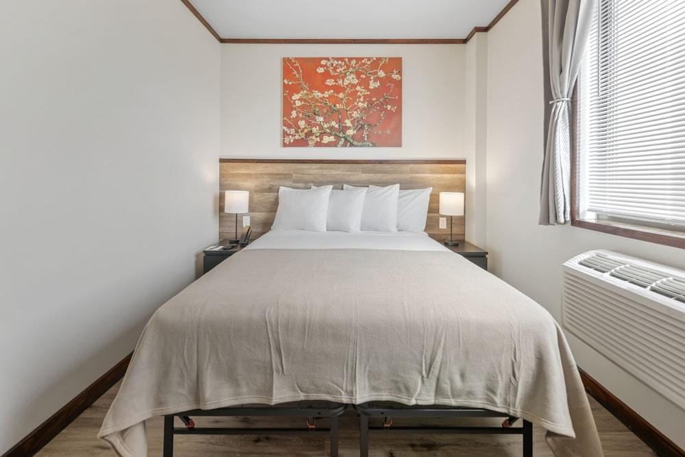 Highbridge Hotel Room Type - Single Room