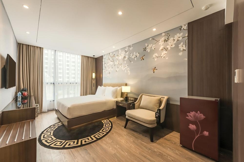 Ashley Tang Menteng Jakarta Room Type - Executive Queen Room