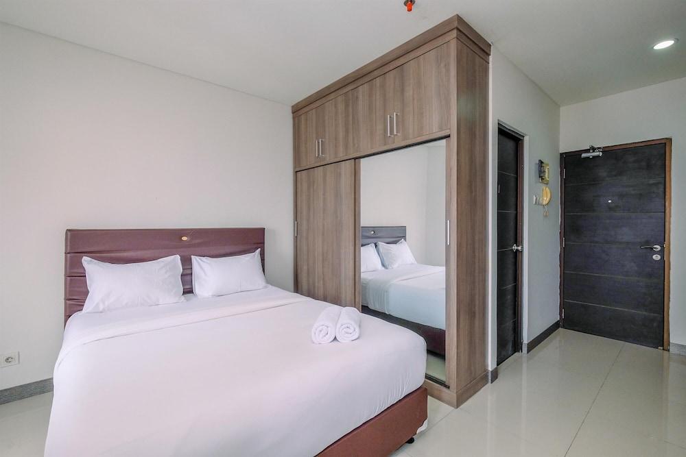 Minimalist And Comfy Studio At Tamansari Semanggi Apartment Room Type - Apartment